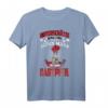 Unterschätze niemals einen alten Mann mit einem Dartpfeil T-Shirt – Lustiges Dart Motiv für Herren, Opa & Onkel zum Dartturnier & Liga