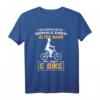 Fahrrad T-Shirt mit E-Bike Motiv - Unterschätze niemals einen alten Mann, perfektes Geschenk für Radfahrer zu Weihnachten, Geburtstag oder Vatertag
