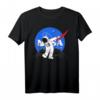 NASA Astronaut Dab On The Moon Grafik T-Shirt – Offiziell lizenziertes NASA Merchandise für Raumfahrtfans