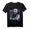 HapDeer Dominic Arms Crossed Portrait T-Shirt - Offiziell lizenziertes Jubiläumsoutfit für Männer