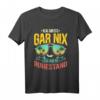 Rentner 2023 T-Shirt mit Aufschrift 'Ich muss gar nix ich bin im Ruhestand' – Abschiedsgeschenk für Kollegen & Rentner