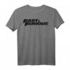 HapDeer Flat Black Bold Movie Logo T-Shirt - Offiziell Lizenzierte Geburtstagskleidung für Männer