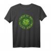 Dungeons & Dragons Lucky D20 T-Shirt für St. Patrick's Day – Offiziell lizenziertes Fantasy Rollenspiel Shirt für Männer und Frauen