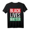 Black Lives Matter T-Shirt mit Pan-Afrikanischer Flagge – Protestkleidung gegen Rassismus & Diskriminierung