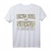 Herren Bonus Papa T-Shirt – Lustiger Spruch 'Weil Superheld zu auffällig wäre' als Geschenk für Bonusväter zu Geburtstag, Weihnachten & Vatertag