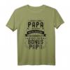 Herren Bonus Papa Spruch T-Shirt - Lustiges & Emotionales Geschenk für Stiefpapa & Stiefvater zur Familienfeier