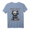 Lustiges Sarkasmus T-Shirt mit Panda Kaffee Spruch – Für Langschläfer, Morgenmuffel und Ironie-Fans, Perfektes Geschenk für Kollegen