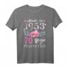 Blumen-Geschenke zum 70. Geburtstag für Frauen - Personalisiertes T-Shirt mit 1953 Design, Perfekt für Jubiläum, Muttertag & mehr