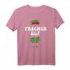 Weihnachten - Freches Elf T-Shirt mit Schneeflocken und Weihnachtsmütze - Perfekt für die festliche Jahreszeit & als Geschenk