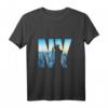 New York City Druck T-Shirt mit Freiheitsstatue & Skyline – Perfektes Geschenk für NYC-Liebhaber, Freunde & Familie