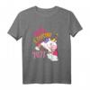 Kinder Große Cousine 2021 Einhorn Regenbogen T-Shirt – Süßes Geschenk zur Geburt, Baby-Party & Schwangerschaftsverkündung