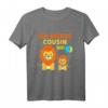 Kinder Ich Werde Cousin 2021 Löwe T-Shirt - Perfektes Geschenk zur Babyparty und Schwangerschaftsankündigung für baldigen Cousin