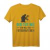 Der Tut Nix der Will nur Fotografieren T-Shirt - Lustiges Geschenk für Fotografen, Fotografiestudenten & Hochzeitsfotografen