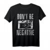 Lustiges Fotografen T-Shirt mit Retro Kamera Motiv - Perfektes Geschenk für Fotografie Künstler und Fotografen