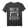 Lustiges Fotografen T-Shirt mit Retro Kamera Motiv - Perfektes Geschenk für Fotografie Künstler und Fotografen