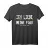 Ich liebe es wenn meine Frau mich zocken läßt - Lustiges Gamer T-Shirt mit Retro Pixel Design für Zocker, Gamer Girls & Boys, perfekt als Geschenk zu Weihnachten & Geburtstag