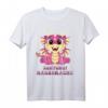 Mutti Ehefrau Hausfrau Outfit mit Hausdrache – Lustiges Partner T-Shirt für Schwiegermonster, Hochzeiten & besondere Anlässe
