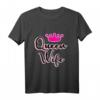 Queen Wife T-Shirt für Ehefrauen & Hausfrauen - Perfektes Geschenk zum Ehefrauen-Tag & Valentinstag mit Krone und coolem Spruch