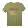 Husband Daddy Pastor Hero HapDeer T-Shirt – Personalisiertes Geschenk für Ehemann, Pastor und Held im kirchlichen Dienst