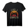 Level 2 Complete 2. Jahrestag Paar T-Shirt – Lustiges Vintage Gaming Design für Ehemann & Ehefrau als Jubiläums- oder Geburtstagsgeschenk