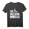 Der walking Dad Hund Hundebesitzer Hundehalter Hundepap T-Shirt – Perfektes Geschenk für Papa, Bonuspapa & Hundeliebhaber zu Weihnachten, Vatertag & Geburtstagen