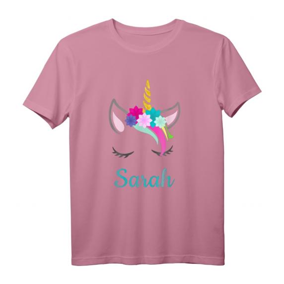 Buntes Einhorn Sarah T-Shirt – Perfektes Geburtstagsgeschenk für Mädchen, Damen & Einhorn-Liebhaberinnen
