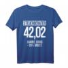 42,02 Jahre Jung Finanzen Kanzelei Steuerberater T-Shirt – Humorvolles Geschenk für junge Steuerprofis & Mitarbeiter in Kanzleien