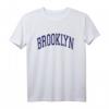 Brooklyn Arched Dark Blue T-Shirt - Klassisch geschnitten, doppelt genähter Saum, urbanes Basic-Shirt für stilbewusste Looks