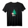HapDeer Snoopy Urlaub Weihnachtsbaum T-Shirt – Lizenziertes Peanuts Design für Jubilare & Weihnachtsfans