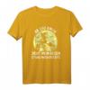 Lustiges Halloween T-Shirt für Damen mit Hexen-Motiv - Ab 250 km/h zieht mein Besen nach rechts, perfektes Kostüm für Oma & co.