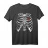 Lustiges Heart Rib Cage X-Ray Skeleton T-Shirt für Halloween & Valentinstag - Vintage MRI Design für Kinder und Erwachsene