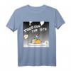 Gudetama Halloween Fried Egg The 13th T-Shirt - Offiziell lizenzierte Sanrio Bekleidung für Fans und Halloween-Feiern