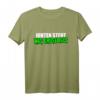 Hinten steht was Gruseliges - Lustiges Halloween Spruch T-Shirt für Kinder & Erwachsene als Kostüm-Alternative & Partyshirt
