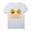 Stop Staring At My Pumpkins Halloween Lustiges Sarkastisches T-Shirt - Perfekt für Halloween-Partys & humorvolle Kostümideen