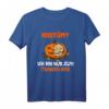 Ich bin nur zum Trinken hier Halloween T-Shirt – Lustiges Party Outfit für Männer und Frauen, perfekt für Halloween Partys und Team-Feiern