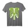 Grünes Skelett Brustkorb T-Shirt – Halloween Knochen Kostüm für Kinder und Erwachsene, perfekt für Party & Trick-or-Treat