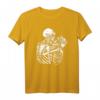 Skelett küsst Skelett - Liebe Romantik Halloween T-Shirt als Geschenk für Paare und Halloween-Fans