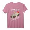 Lustiges Faultier Weihnachts T-Shirt mit Spruch 'Wake Me Up When It's Christmas' – Perfektes Geschenk für Faultier-Fans und Familie zu Weihnachten 2021