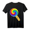 Lollipop Shirt – Buntes Candy T-Shirt mit Regenbogen-Saugnapf, Perfekt als Halloween-Kostüm oder Süßigkeiten-Liebe Geschenk