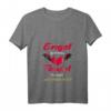 Damen Engel Im Herzen Teufel Im Kopf Und Wahnsinn Im Blut Kostüm T-Shirt mit V-Ausschnitt – Lustiges Karnevals-Outfit für Fasching, Weiberfastnacht & Partnerlook