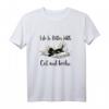 Frauen Katzenbuch T-Shirt – Leben ist besser mit Katzen und Büchern, perfektes Geschenk für Katzen- und Buchliebhaberinnen