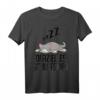 Offizielles Schlafshirt Katze - Lustiges Katzen Motiv T-Shirt für Damen, Herren, Teenager & Katzenfans als Geschenk