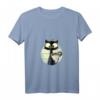 Damen Kaffeekatze T-Shirt mit V-Ausschnitt – Retro Vintage Katzenmotiv im Sonnenuntergang, perfekt als Geschenk für Katzenliebhaber, Katzenmama & Katzenpapa