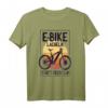 Lächeln statt Hecheln - Motivations T-Shirt für E-Bike und Mountainbike Fahrer, stylisches Statement für Radliebhaber & Trendsetter