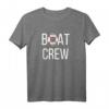 Boat Crew T-Shirt für Boots- und Segelliebhaber – Originelles Geschenk für Kapitän, Crew & Wasserfans zu Geburtstag, Weihnachten & mehr