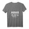 Damen Mama 2021 Loading Shirt – Werdende Mama Geschenk für Muttertag, Baby Shower & Schwangerschaftsankündigung mit V-Ausschnitt