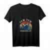 Pew Pew Madafakas Katzen T-Shirt mit V-Ausschnitt – Lustiges Sommershirt für Katzenliebhaber, Vintage Retro Design, Geschenk für Katzenmama & -papa