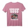 Kinder Einschulung Geschenk Jungen Feuerwehr Auto Schulkind 2020 T-Shirt - Lustiges Geschenk zum Schulstart für Feuerwehrbegeisterte Kinder
