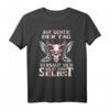 Auf geht's! Der Tag versaut sich nicht von selbst! Sarkastisches Motiv T-Shirt für Arbeit, Freunde & Metal Fans