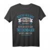 Lustiges Trockenbauer TShirt mit Spruch - 'Reicht mir das Werkzeug ihr Narren, seine Majestät der Trockenbauer möchte schaffen' für Bauarbeiter, Handwerker & Geschenke